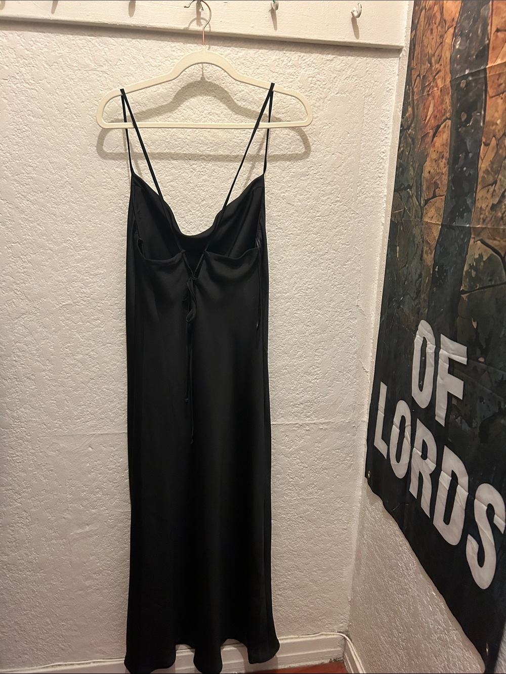 WILLOW & CLAY NWT Black Satin Cowl Slip Maxi Dress Sz LARGE - Picture 8 of 8